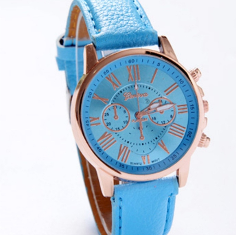 NEW Rose Gold Quartz Wristwatch